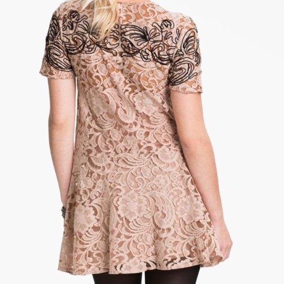 FREE PEOPLE Beautiful Dreamer Cream Floral Lace Black Boho Embroidered Dresss - Picture 5 of 15
